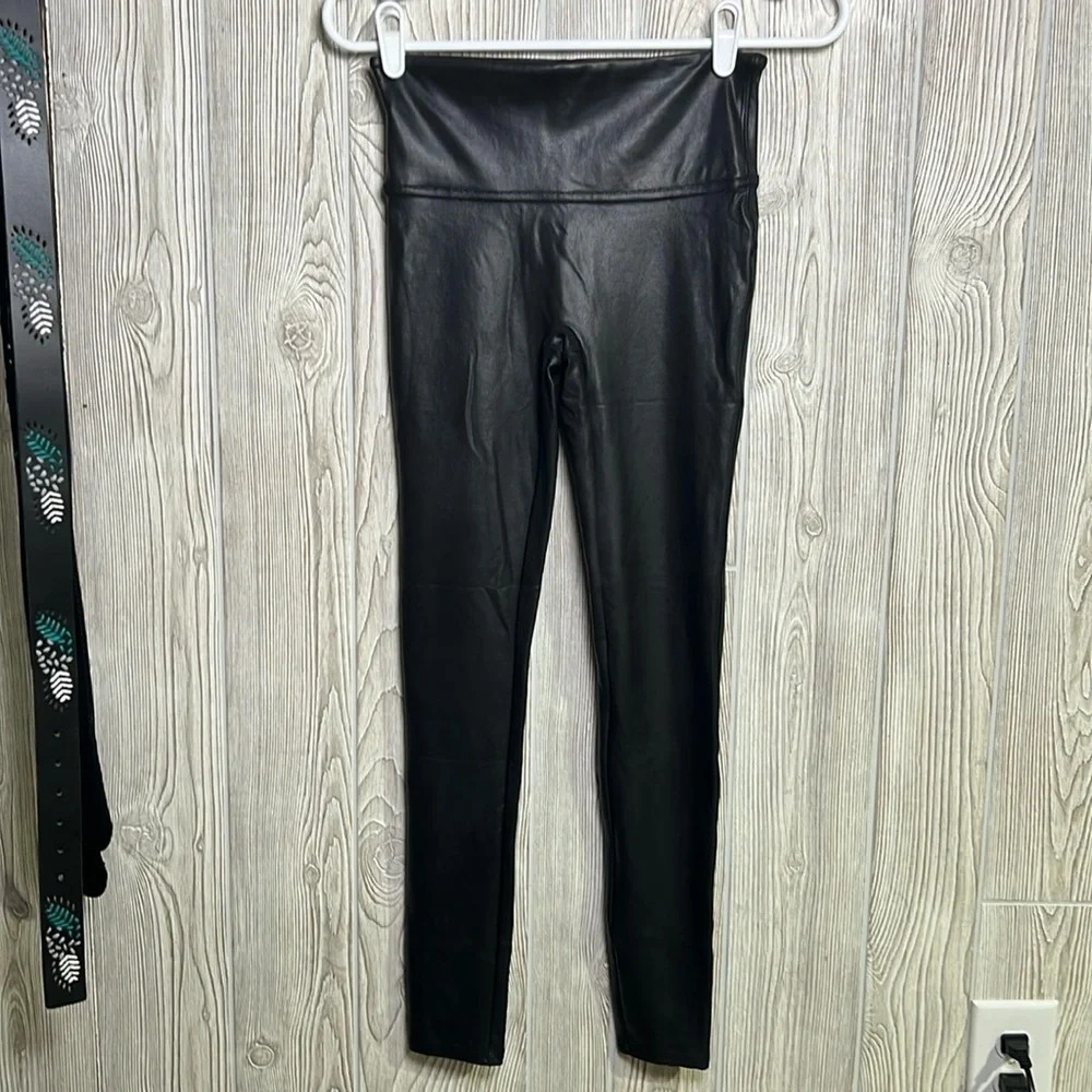 SPANX Faux Leather Coated Leggings Black Ankle Pants Hi-Rise Shaping Pull-On S